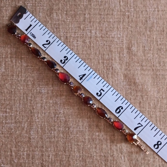 Vintage Signed LC Liz Claiborne Bracelet - Picture 3 of 8